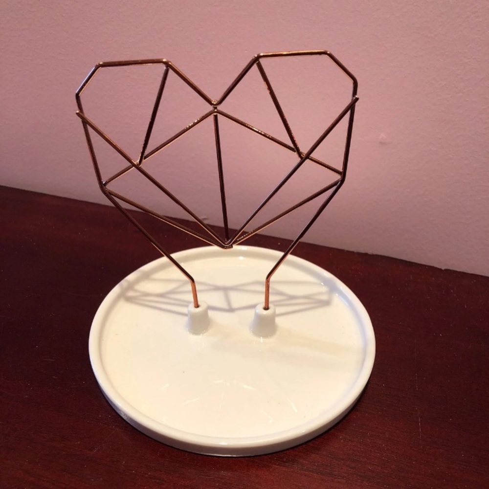 Jewelry holder